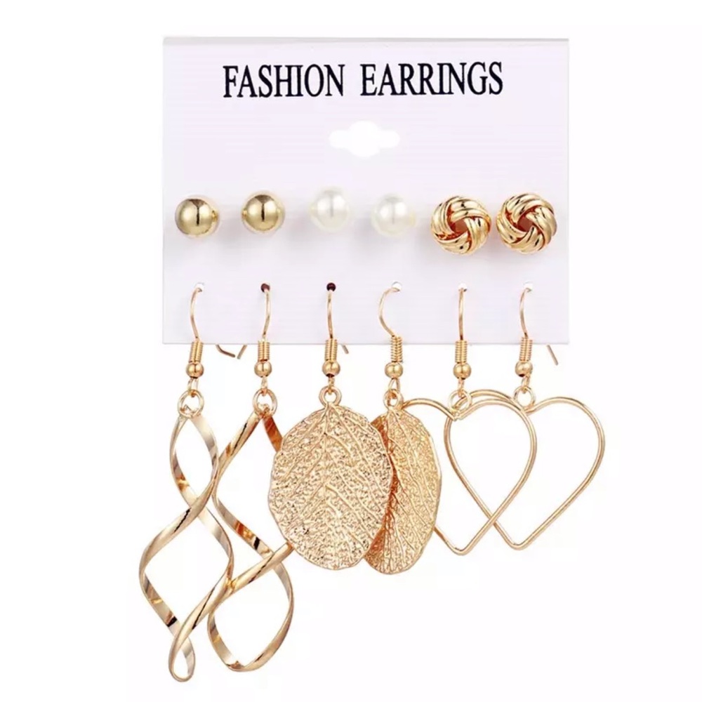 3/$30 ๐ Bohemian Geometric Acrylic Earring set - Picture 1 of 1